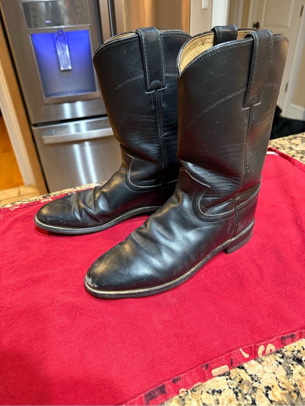 Justin Boots Classic Roper Black Leather Cowboy Boots size 7 B width